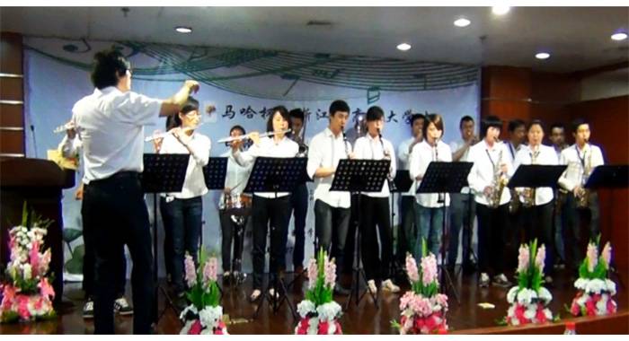 “凯发k8国际首页登录杯”浙江省大学生日语演讲比赛—日本流行歌曲进行的中日国际文化交流